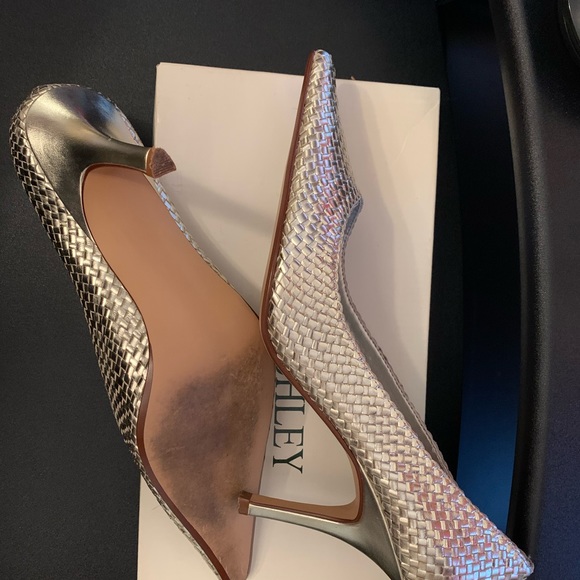 Laura Ashley Towne - S sparkle heels. - Picture 2 of 4